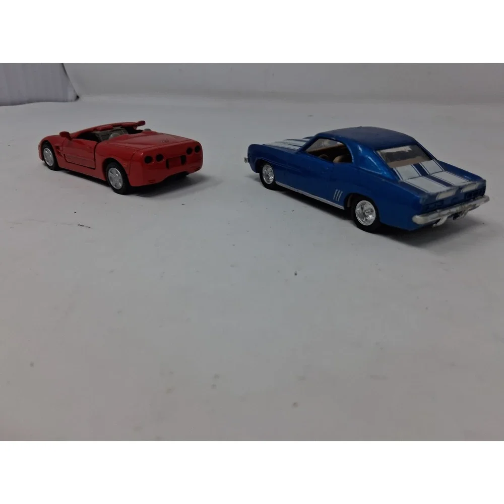 Ertl 1969 Camaro Z28 Blue & 1998 Corvette Red 1:43 Diecast Model Car Lot. W